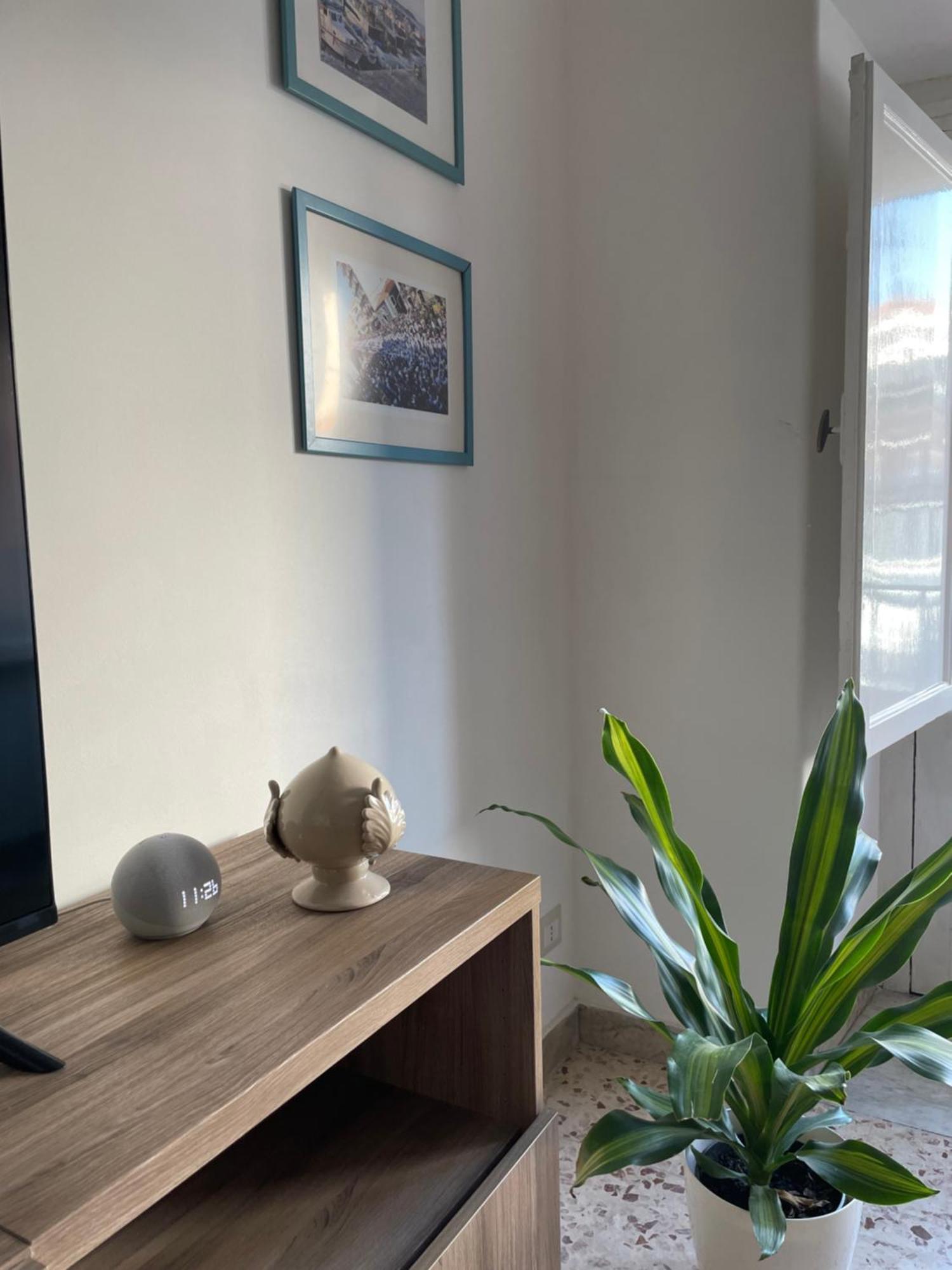Lorenzo'S House Catania City Centre - Comfortable Large Apartment With 2 Bedrooms And 2 Baths, Close To Trains, Metro And Bus Station Kültér fotó